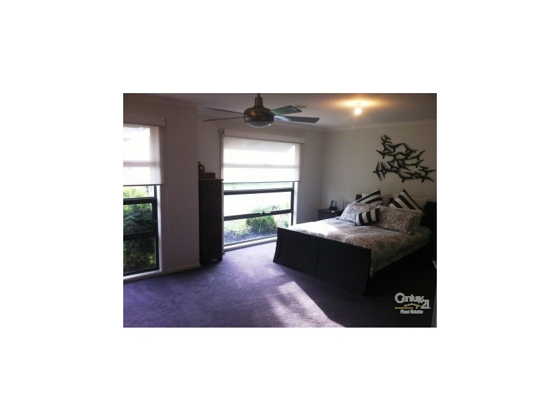 21 WINDSONG WAY, Point Cook VIC 3030