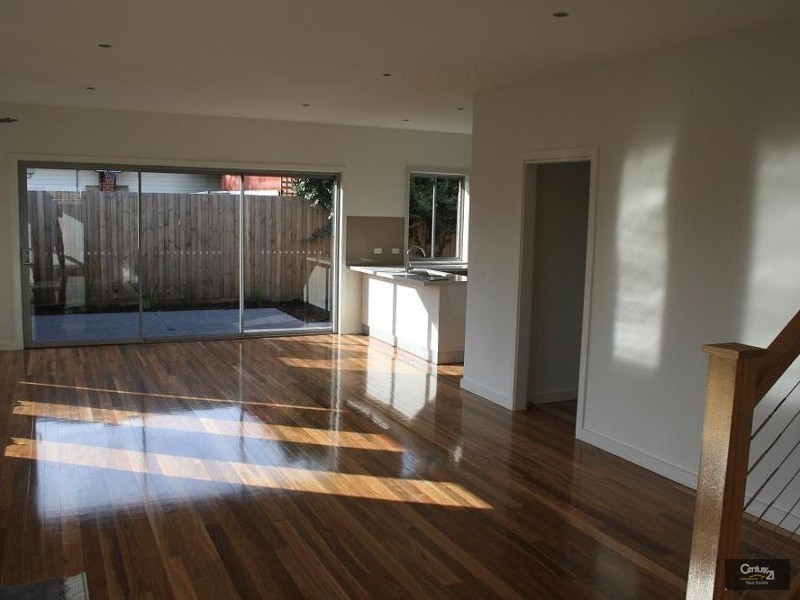 1/58 Blenheim Road, Newport VIC 3015