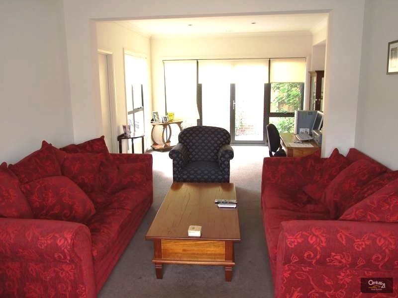 1/56 Blenheim Road, Newport VIC 3015