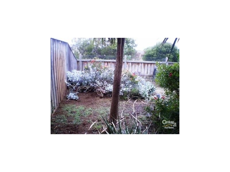 25 LAKESIDE PLACE, Williamstown VIC 3016