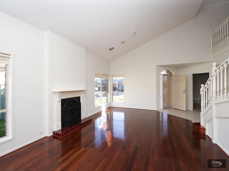 9 Domain Place, Point Cook VIC 3030