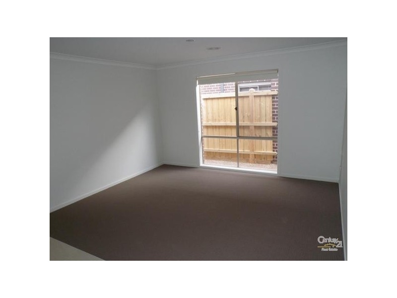 15 SANTORINI CRS, Point Cook VIC 3030