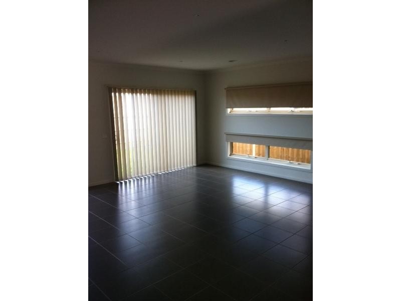 52 CALLAWAY BLVD, Sunshine West VIC 3020