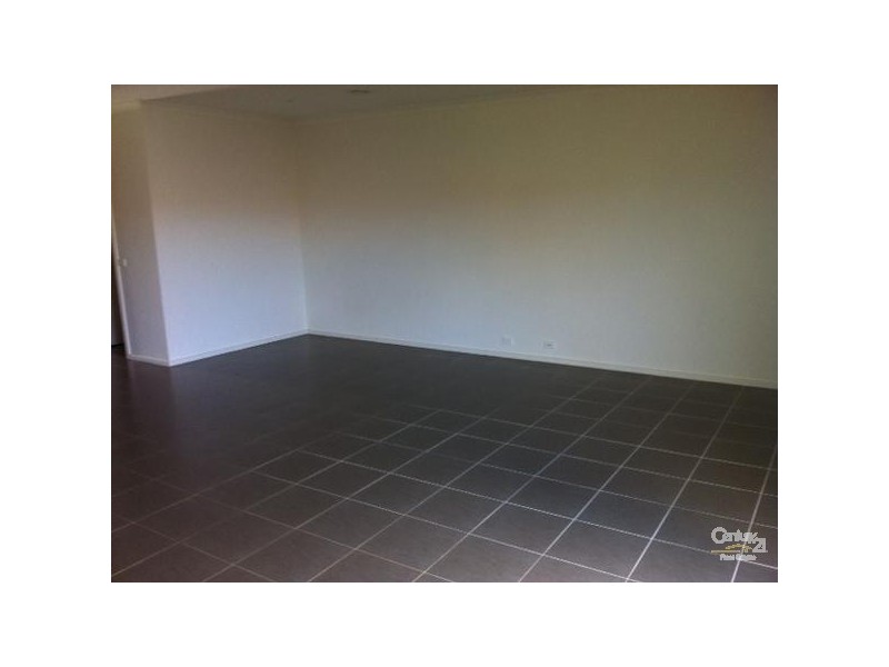 52 CALLAWAY BLVD, Sunshine West VIC 3020