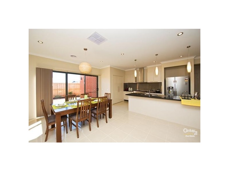 15 ORPHEUS STREET, Point Cook VIC 3030