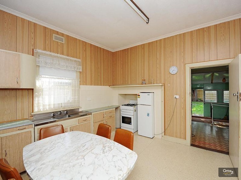 60 Woods Street, Newport VIC 3015