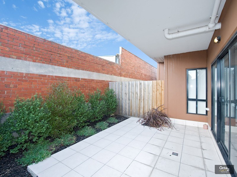 7/13 Logie Street, Oakleigh VIC 3166