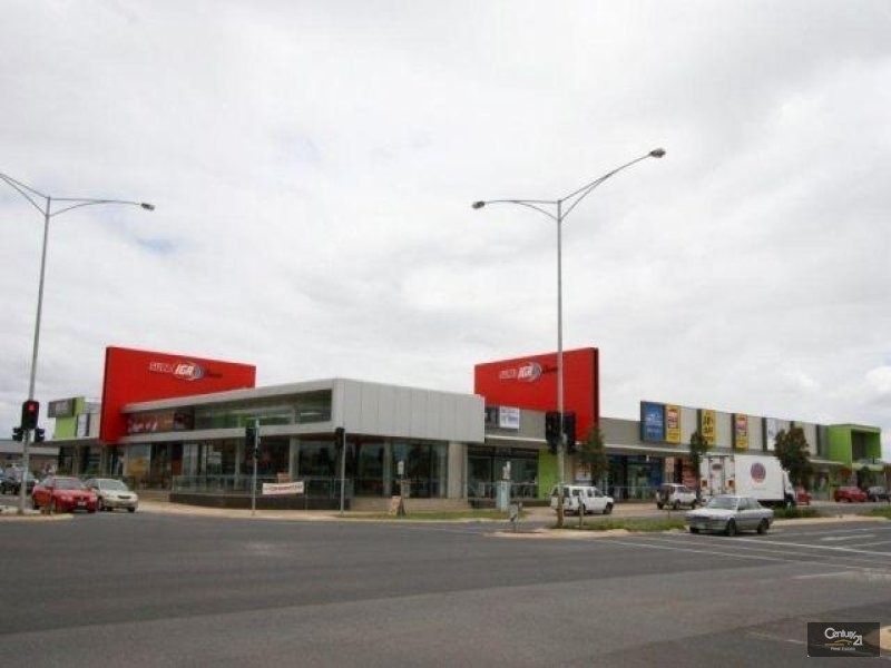 17 Coombes Court, Point Cook VIC 3030