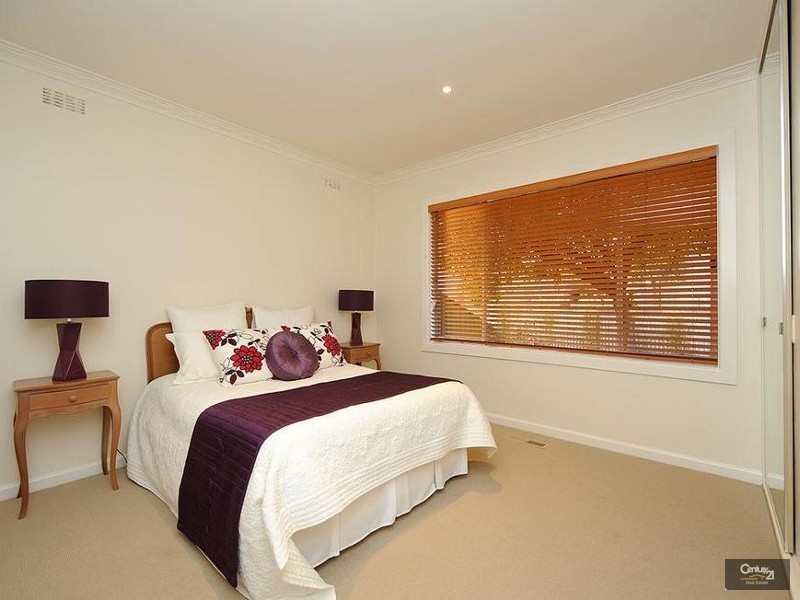 241 Blackshaws Road, Altona North VIC 3025