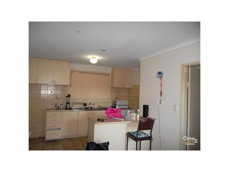 8/2 STENHOUSE STREET, Brooklyn VIC 3012