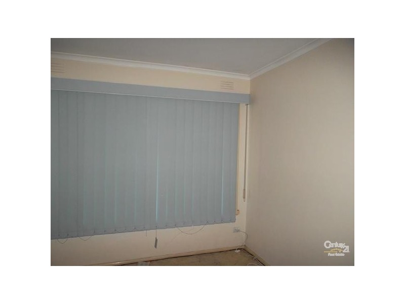 8/2 STENHOUSE STREET, Brooklyn VIC 3012