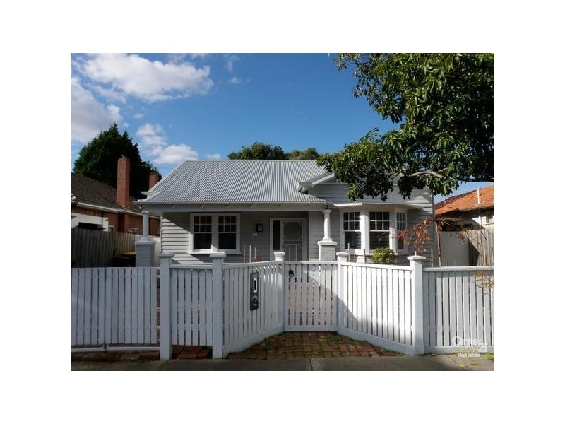 34 WILLIAM STREET, Newport VIC 3015