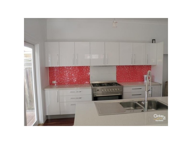 34 WILLIAM STREET, Newport VIC 3015