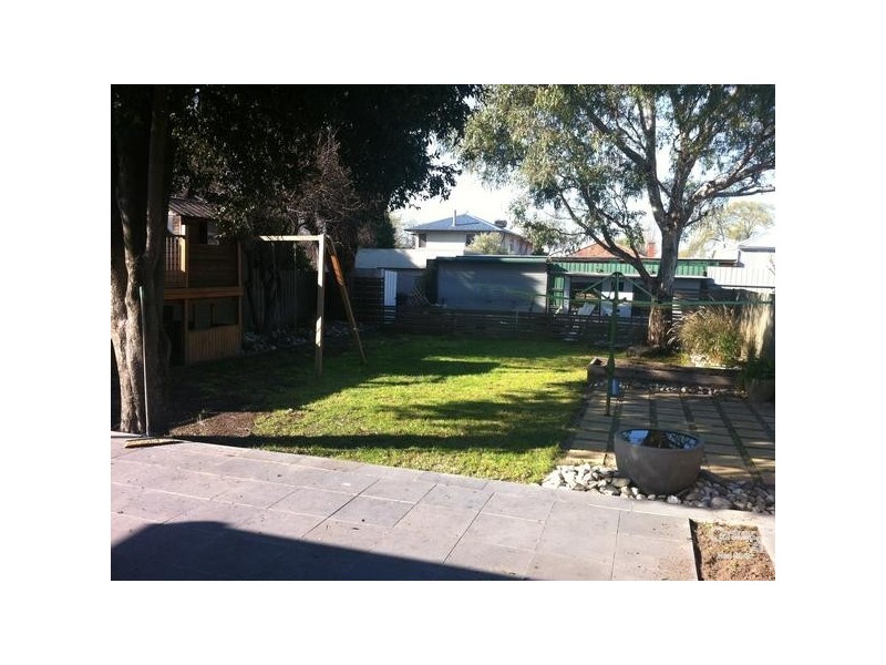 34 WILLIAM STREET, Newport VIC 3015