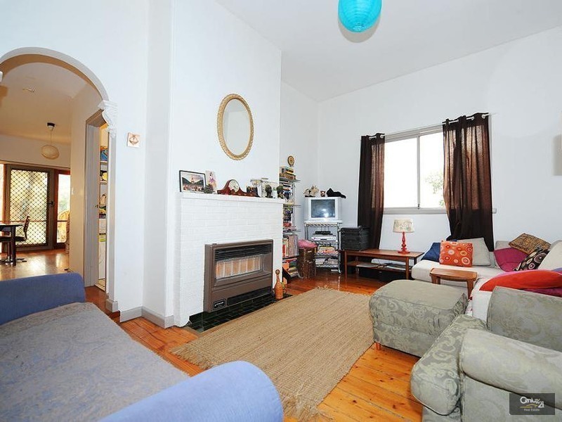 20 James Street, Seddon VIC 3011