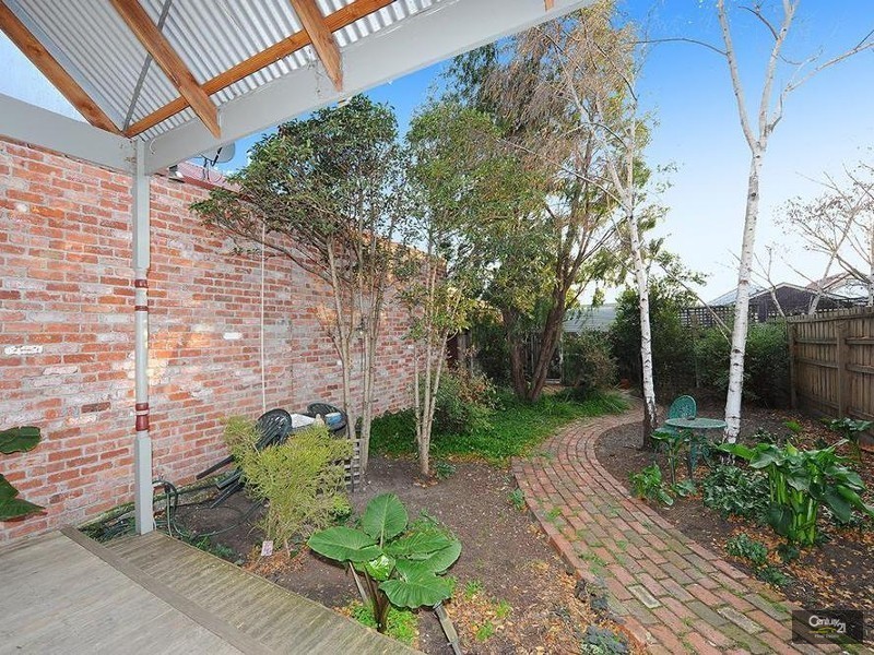 20 James Street, Seddon VIC 3011