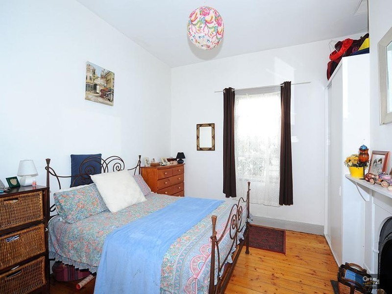 20 James Street, Seddon VIC 3011