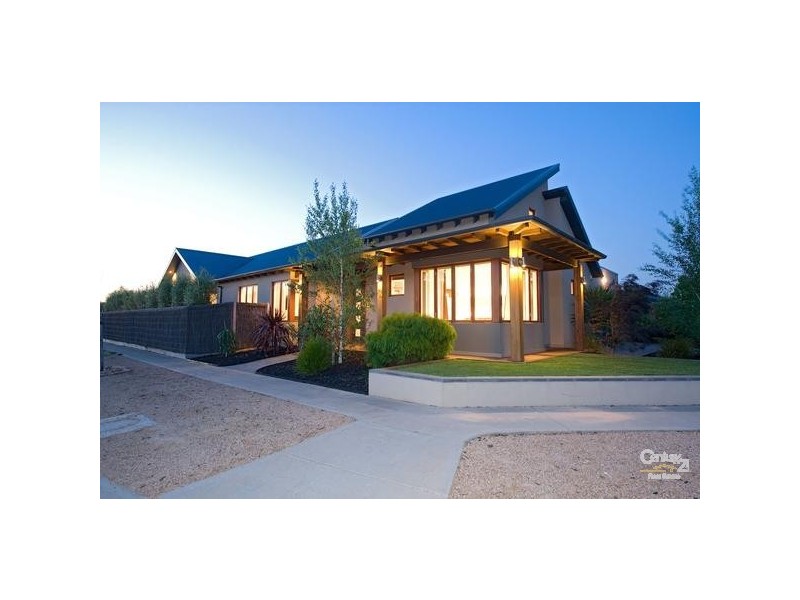 16 Juniper Avenue, Point Cook VIC 3030