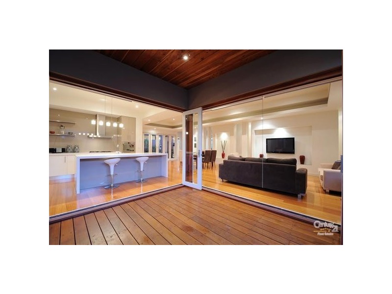 16 Juniper Avenue, Point Cook VIC 3030