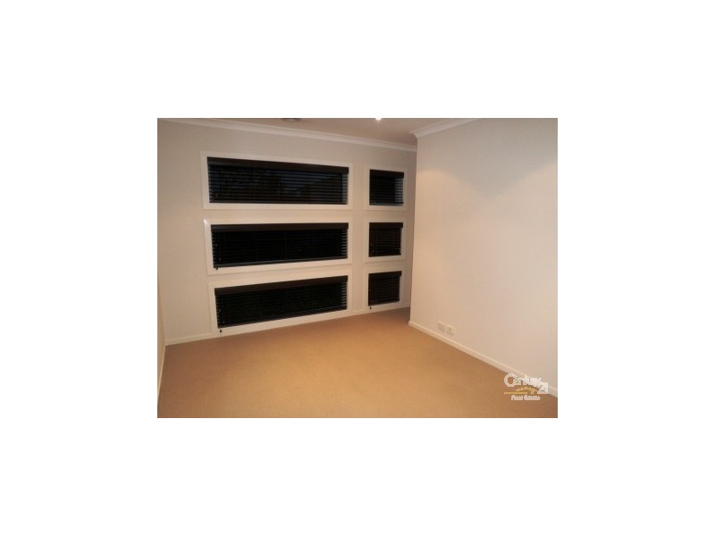 9 Lindholme Way, Williams Landing VIC 3027