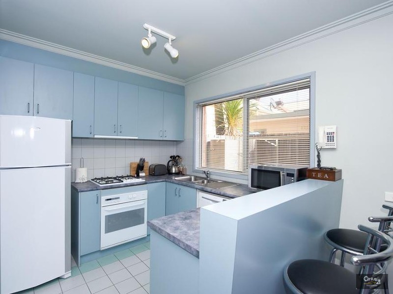 11/87 Nelson Place, Williamstown VIC 3016