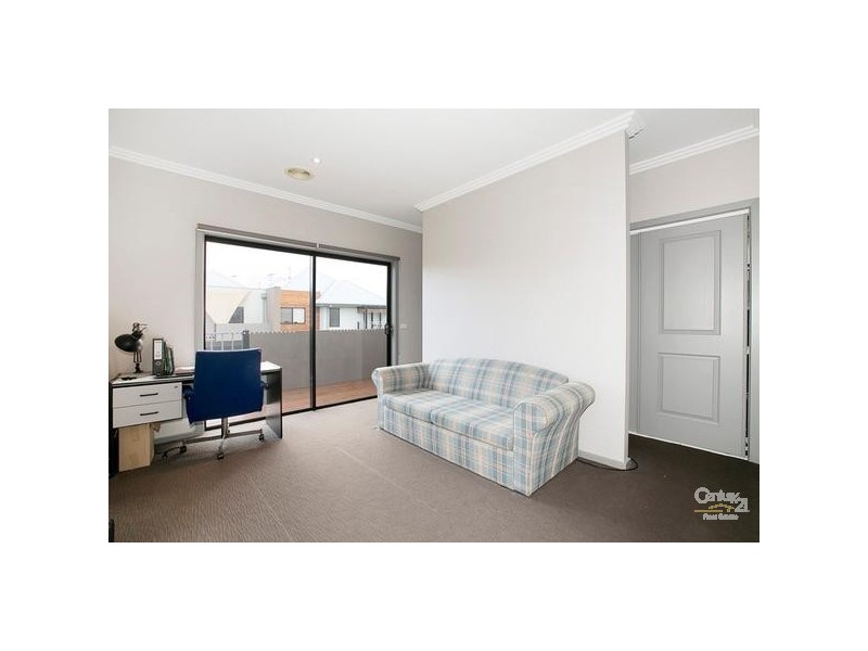3/119 BLACKSHAWS ROAD, Newport VIC 3015