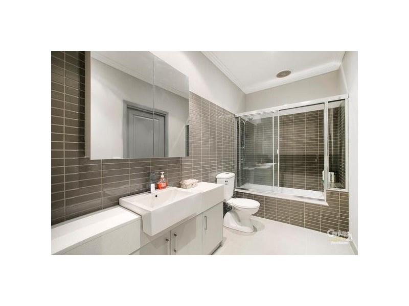 3/119 BLACKSHAWS ROAD, Newport VIC 3015