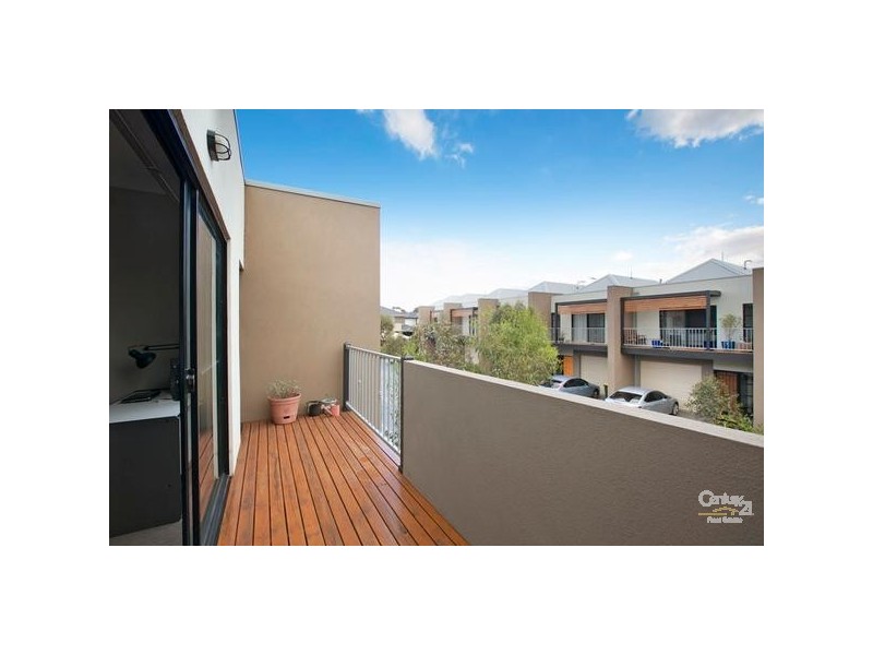 3/119 BLACKSHAWS ROAD, Newport VIC 3015