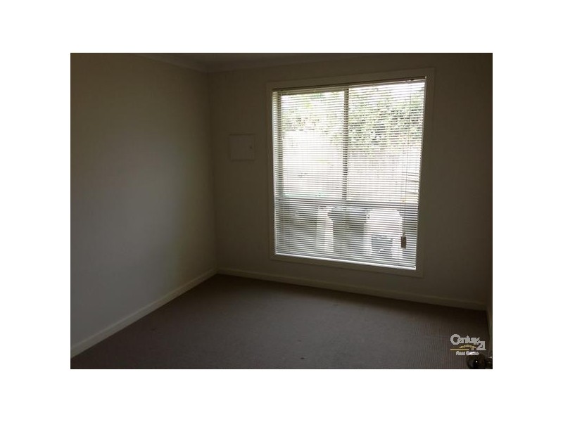 2/12 WILLIAMS ROAD, Laverton VIC 3028