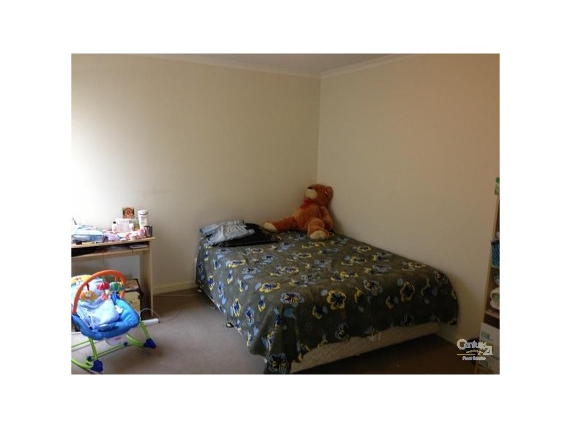 2/12 WILLIAMS ROAD, Laverton VIC 3028