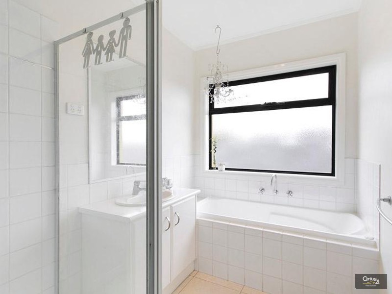 18 Walter Street, Williamstown North VIC 3016