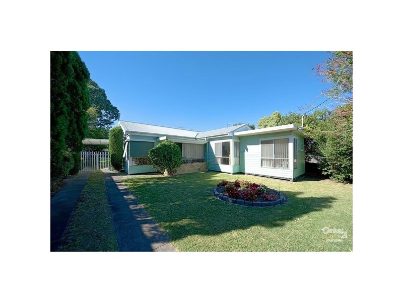 22 BLENHEIM ROAD, Newport VIC 3015