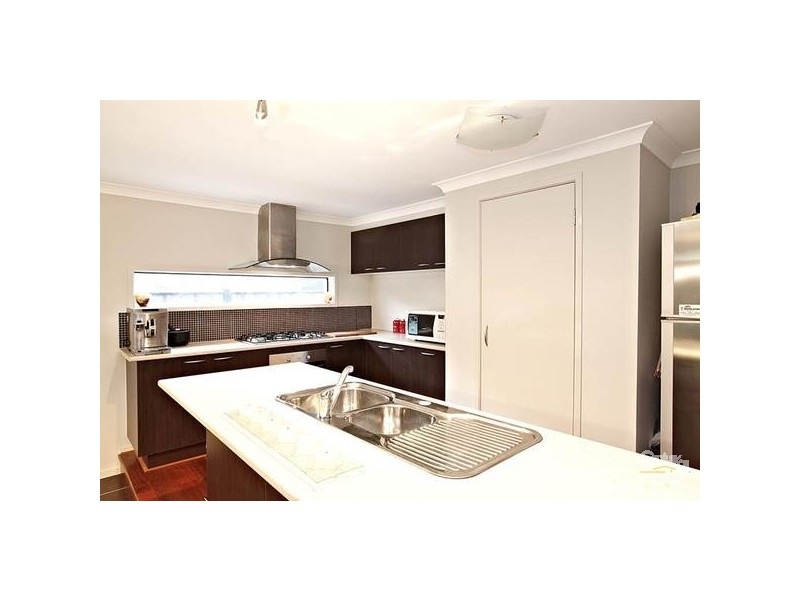 35 FAIRBRIDGE ROAD, Point Cook VIC 3030