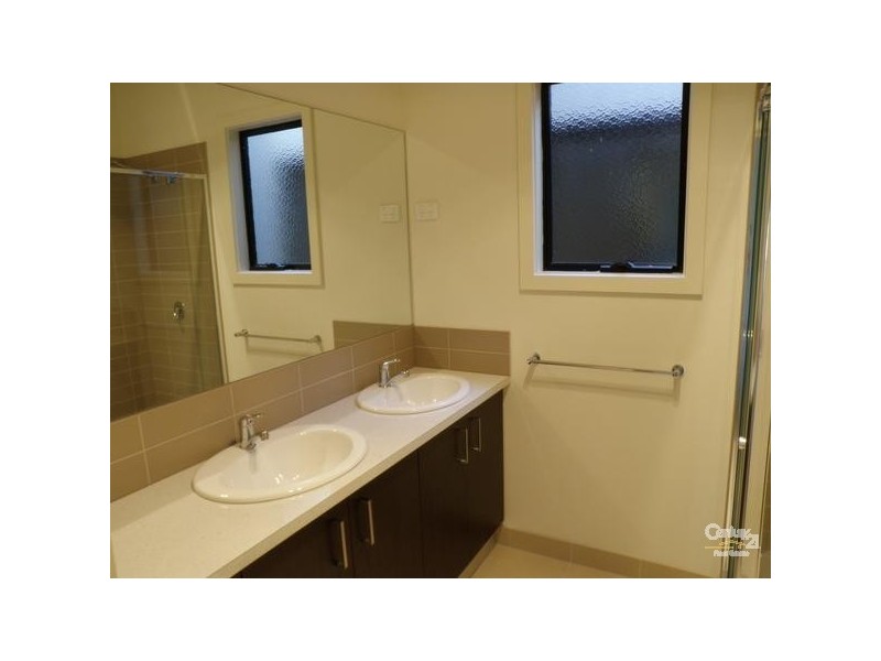 4A HEARN STREET, Altona North VIC 3025