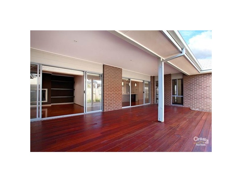 9 LINDHOLME WAY, Williams Landing VIC 3027