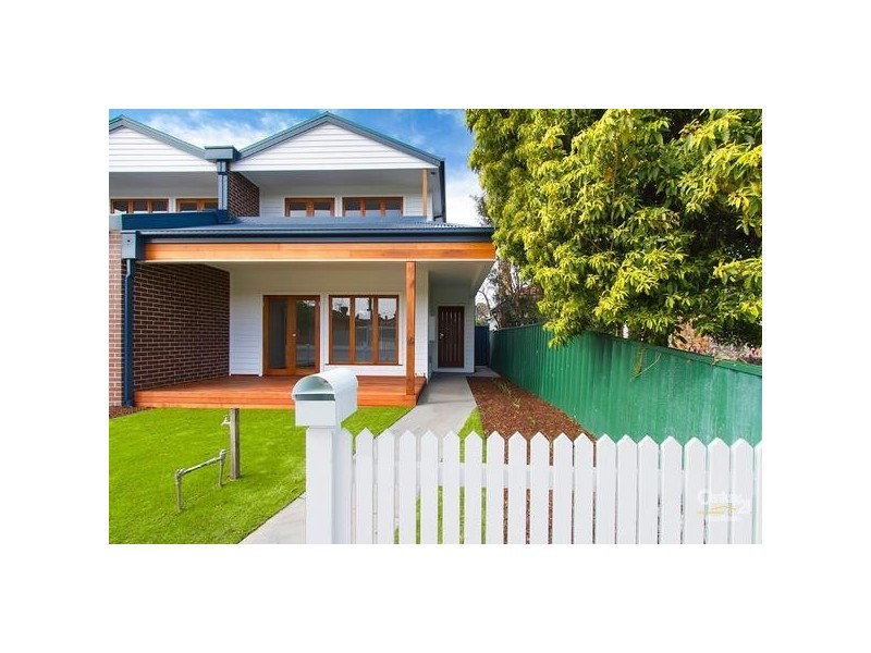 10 MCNEILAGE STREET, Spotswood VIC 3015