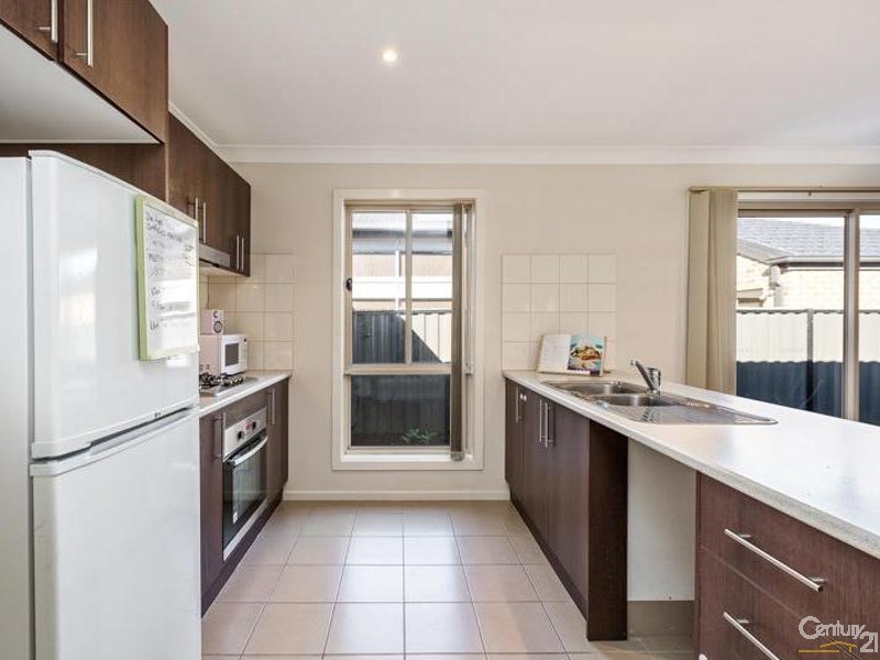 64 Regal Rd, Point Cook VIC 3030