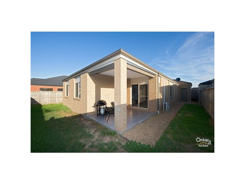 102 Yuruga Boulevard, Point Cook VIC 3030
