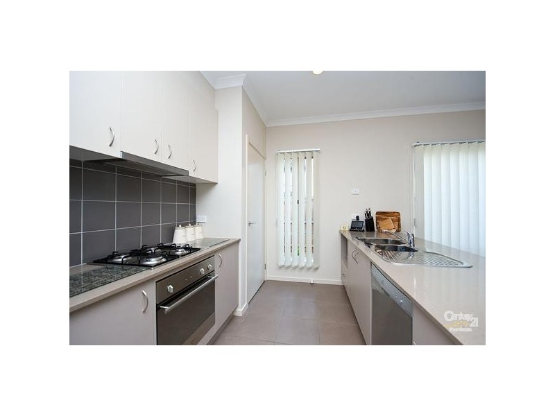 102 Yuruga Boulevard, Point Cook VIC 3030