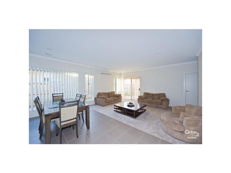 102 Yuruga Boulevard, Point Cook VIC 3030