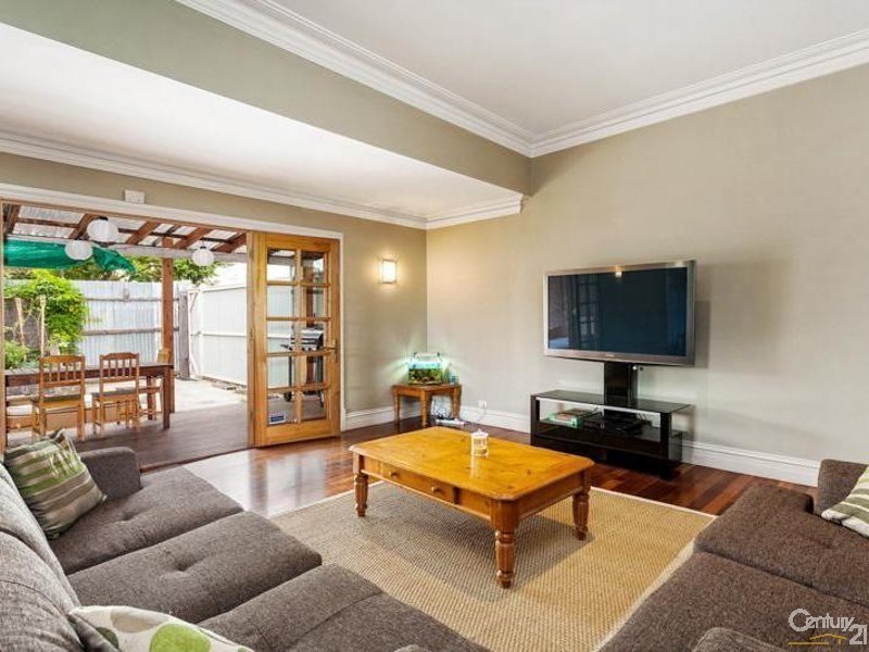 33 QUEEN STREET, Williamstown VIC 3016