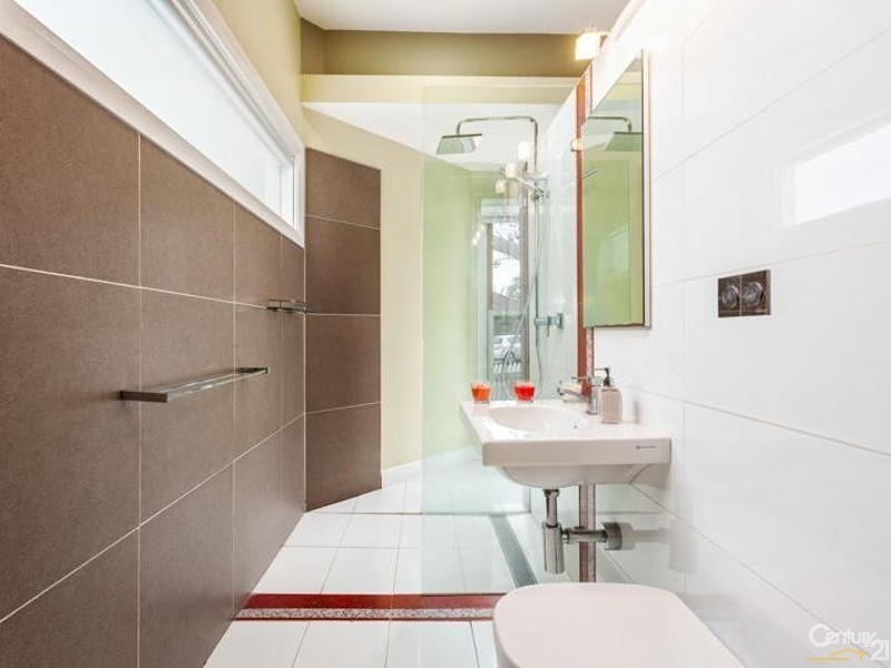 33 QUEEN STREET, Williamstown VIC 3016