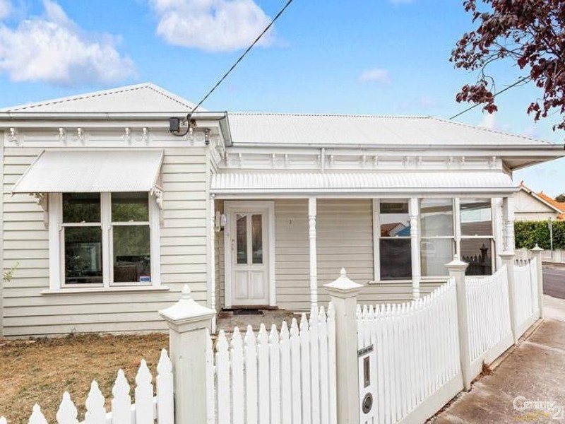 33 QUEEN STREET, Williamstown VIC 3016