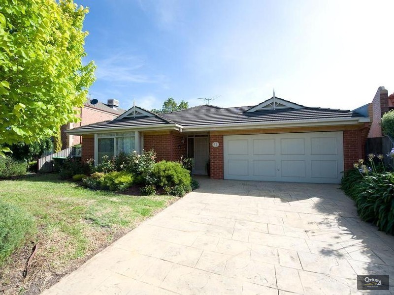 11 Dickson Court, Williamstown VIC 3016