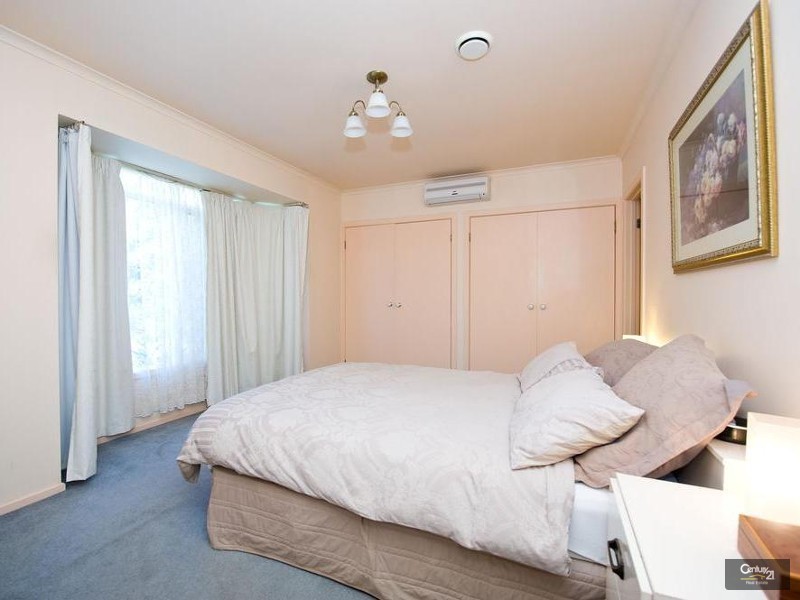 11 Dickson Court, Williamstown VIC 3016