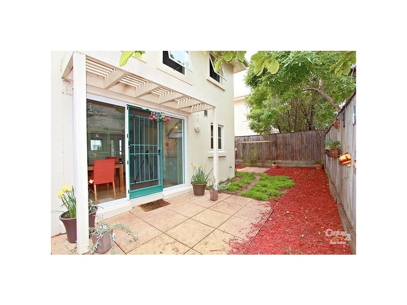 11/99 THE STRAND, Williamstown VIC 3016