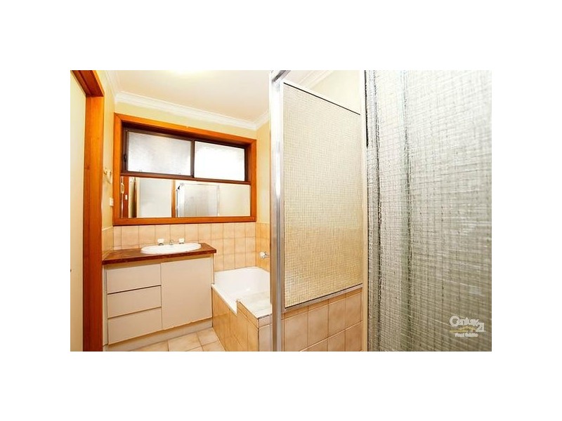 8 Catherine Road, Seabrook VIC 3028