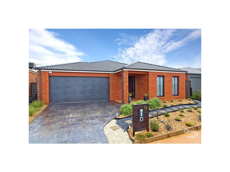25 WYLIE WAY, Point Cook VIC 3030