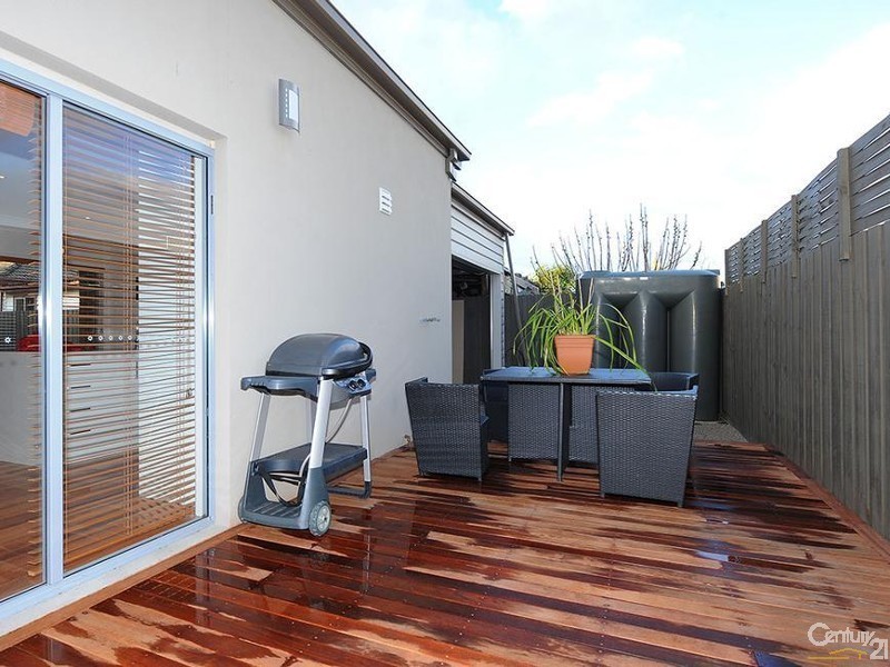241a Blackshaws Road, Altona North VIC 3025