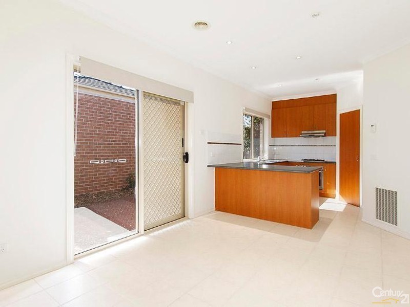 3/42 Bell Avenue, Altona VIC 3018